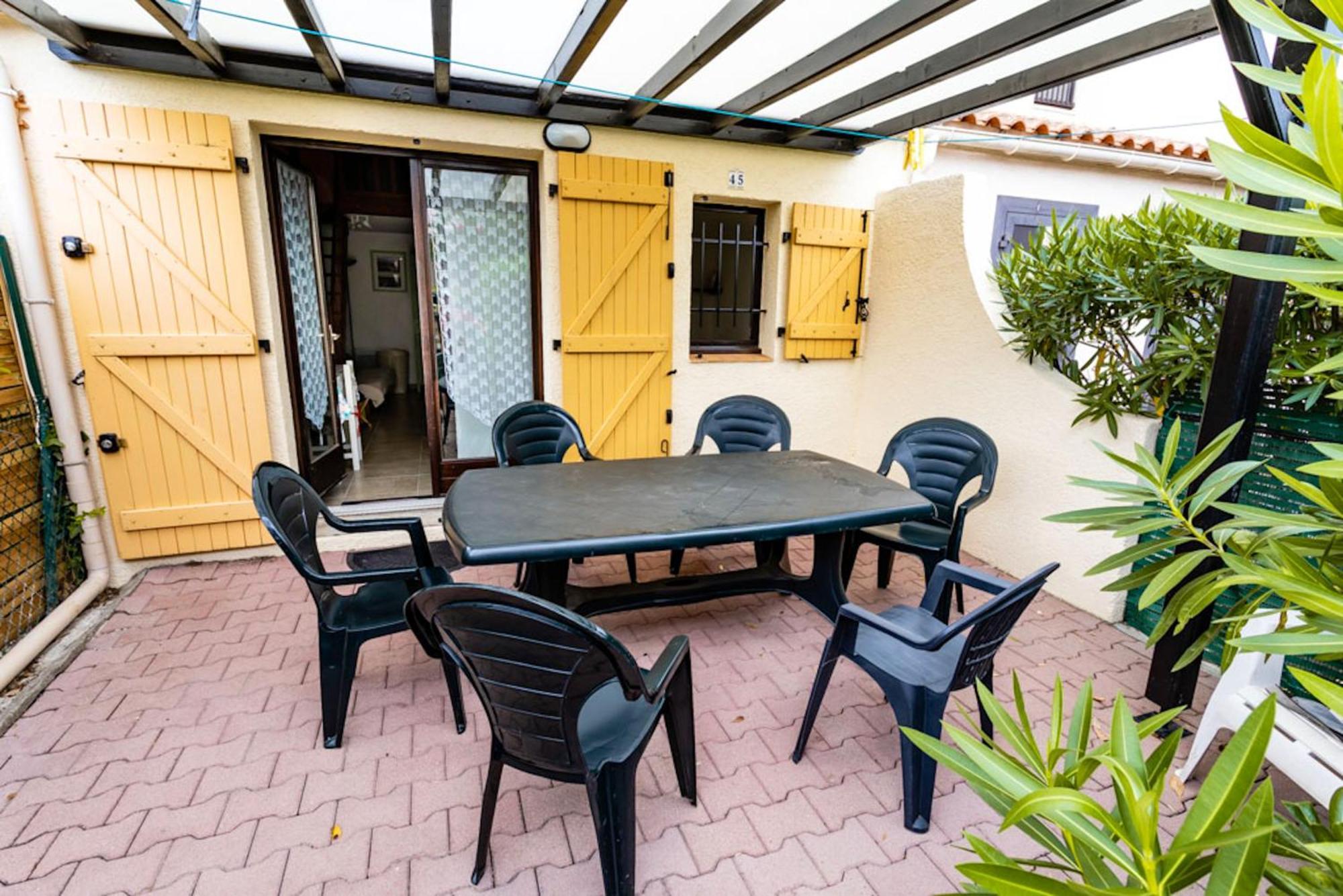 Maison Charmante A Argeles Sur Mer Pres De La Plage Avec Piscine Partagee Luaran gambar